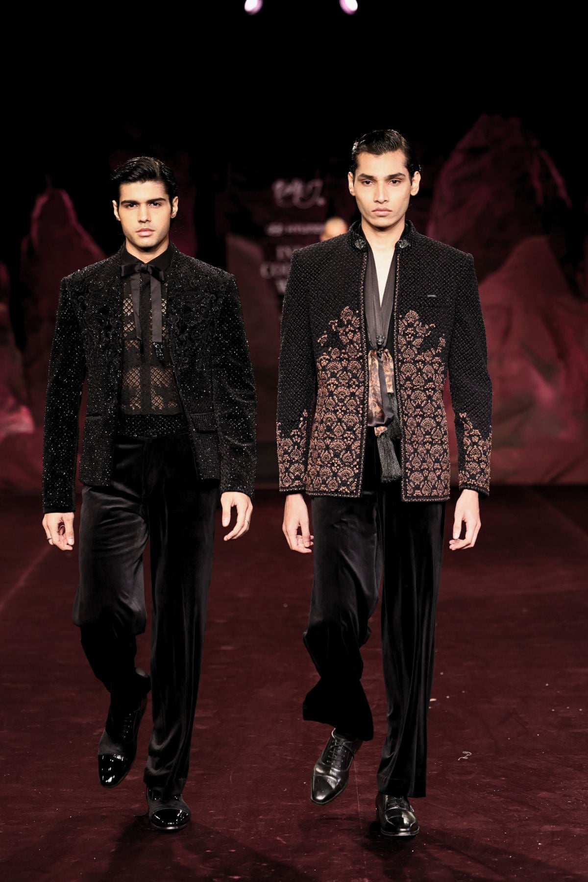 Taarash Jacket Set