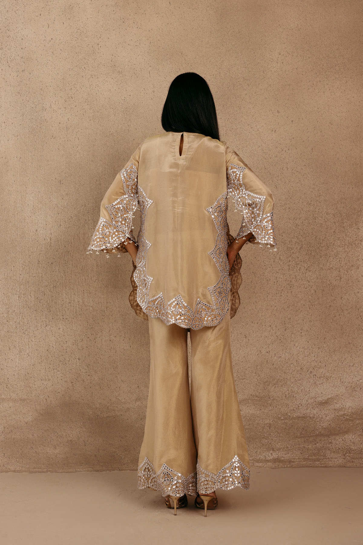 Applique Bellbottom