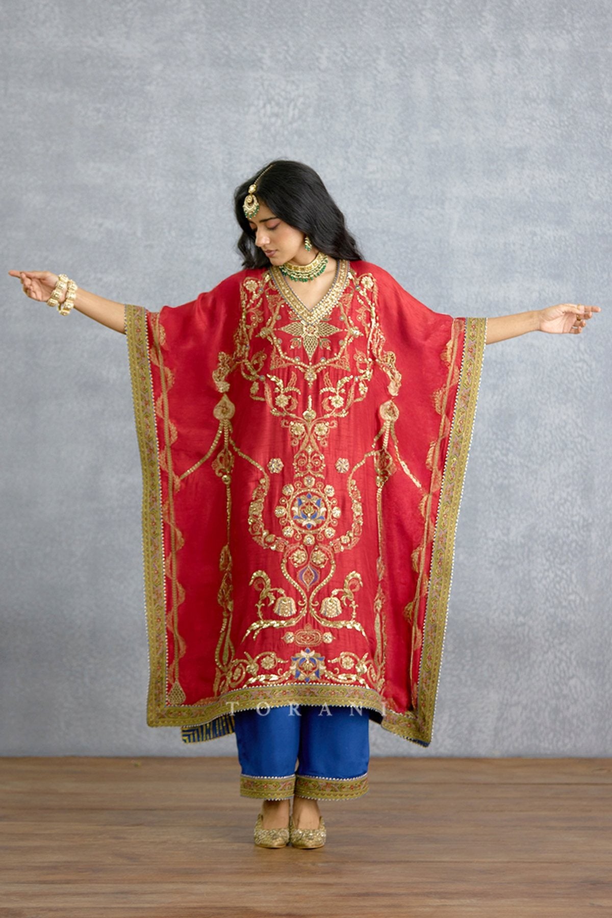 Zehra Neelat Kausar Kaftan Set