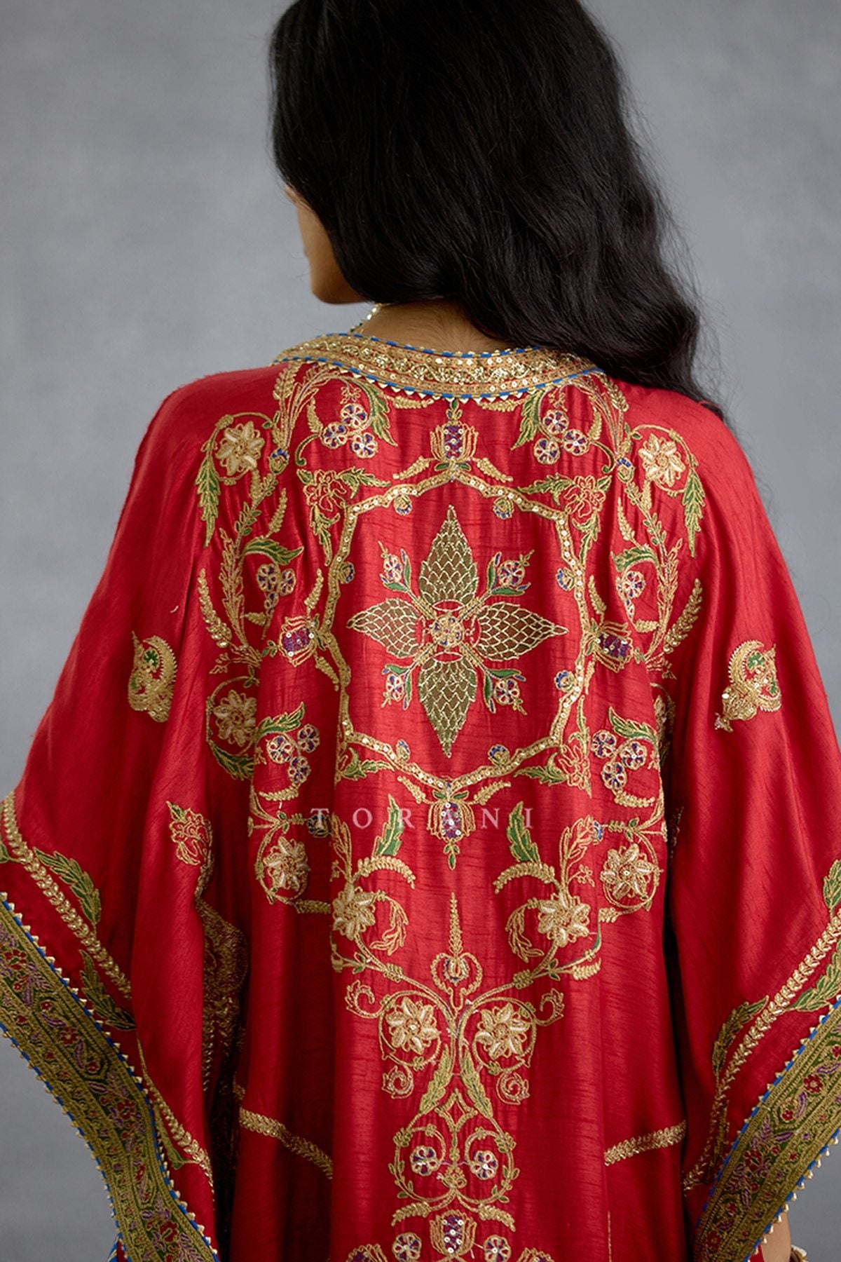 Zehra Neelat Kausar Kaftan Set