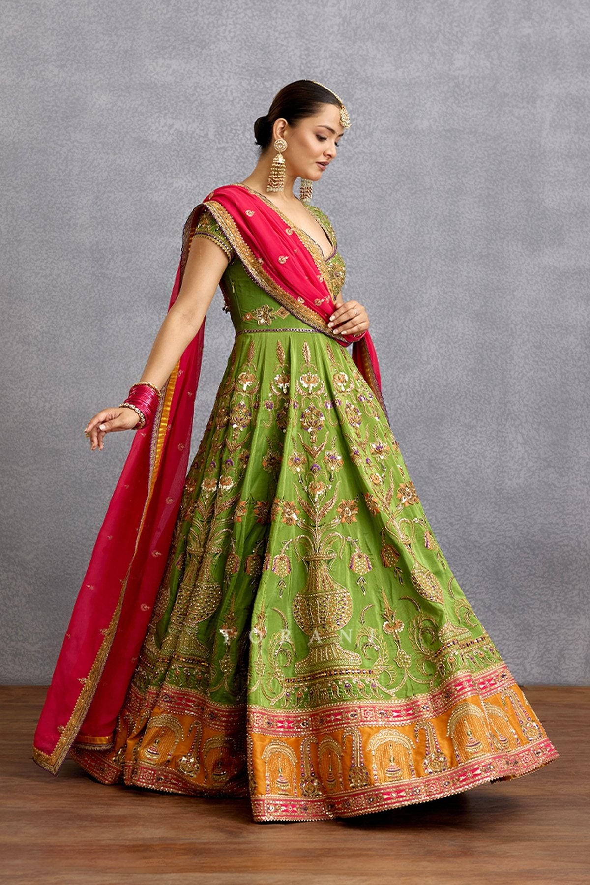 Zunairah Naureen Anarkali Set